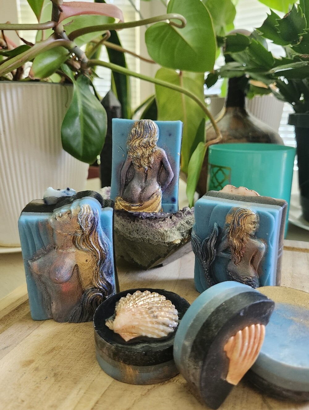 🥳Free Gift W/ Purchase 2.2 Oz Round Luxury Handcrafted Soap, Apple Agave Scent - Picture 3 of 10